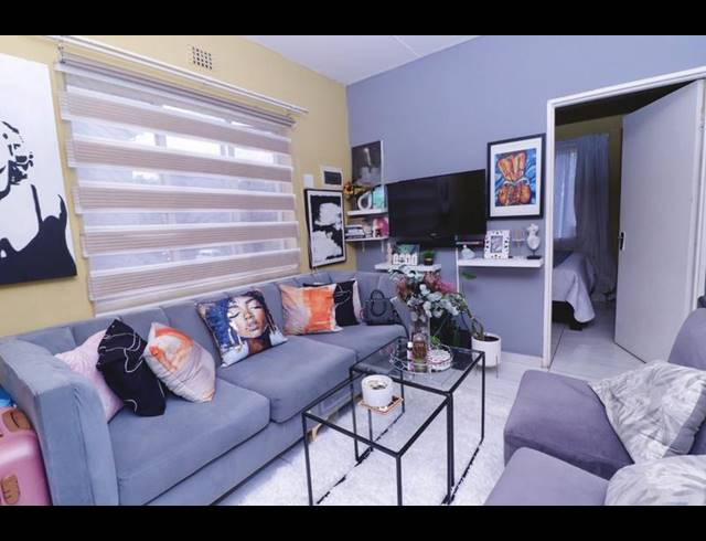 2 BEDROOM APARTMENT FOR SALE IN FLEURHOF